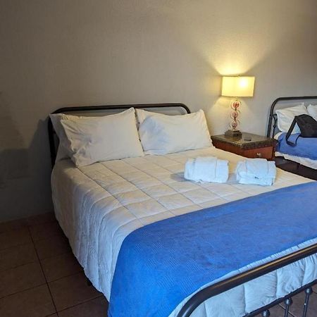 Ingles Motel ヘンダーソン エクステリア 写真